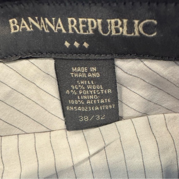 Banana Republic Men's Pinstripe Black & Grey Dress Pants - 38 x 32 - Picture 3 of 8